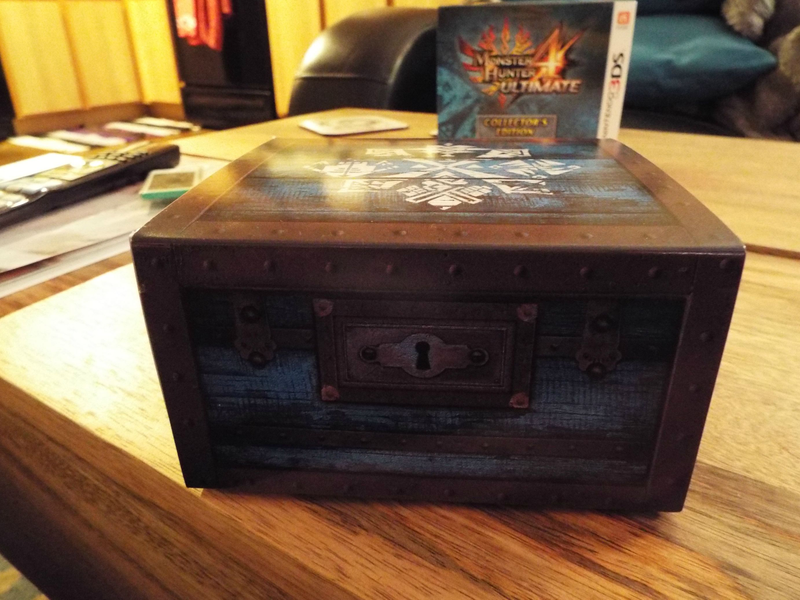 Illustration for article titled Monster Hunter 4 Ultimate CE: Unboxing!!